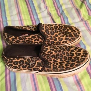 Leopard print vans slides